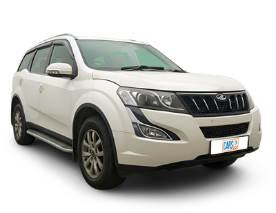Mahindra XUV500-img
